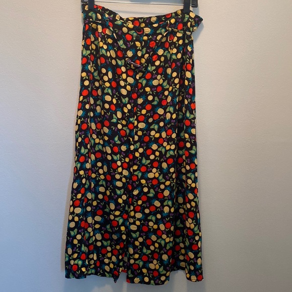 Sag Harbor Dresses & Skirts - Sag Harbor Medium multi-colored long skirt designed with fruits.